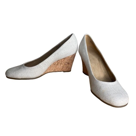 AEROSOLES Wedge Heels Size 9 Pumps Plum Tree Fabric Canvas Cork Heelrest Cream - Picture 5 of 10